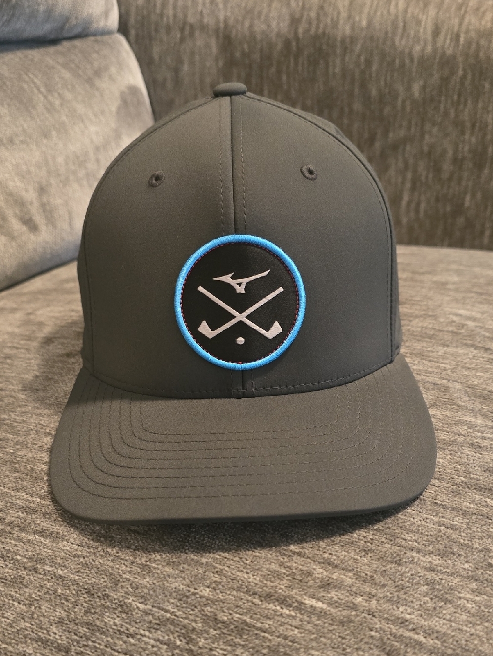 Mizuno Golf Snapback Hat - FlexFit 110